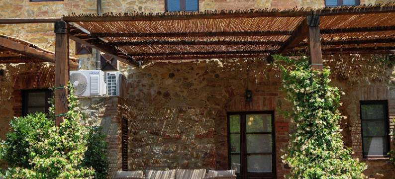 康托纳庄园(Tenuta Cantona)图片