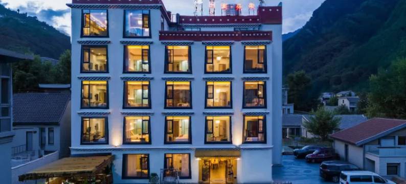 山涧央朵精品民宿图片