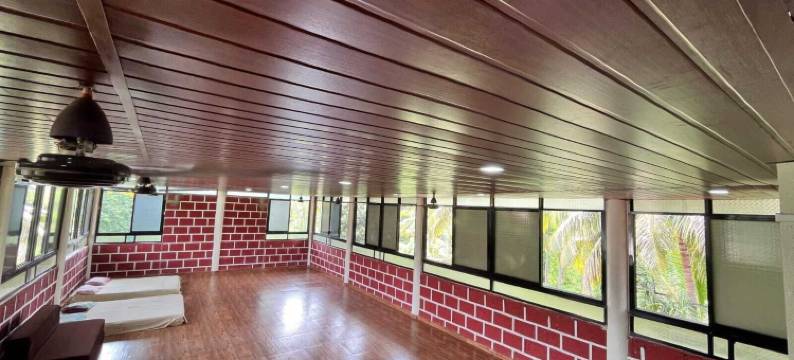 珊瑚海滩度假村(Coral Beach Resort)图片