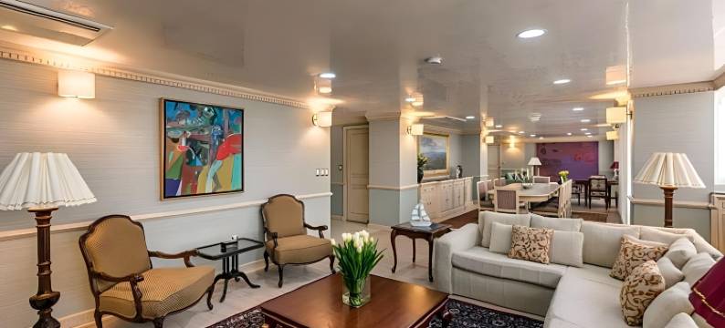 佩利苏尔带家具套房公寓(Suite Perisur)图片