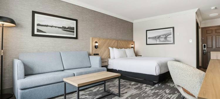 萨斯卡通桑德曼酒店(Sandman Hotel Saskatoon)图片