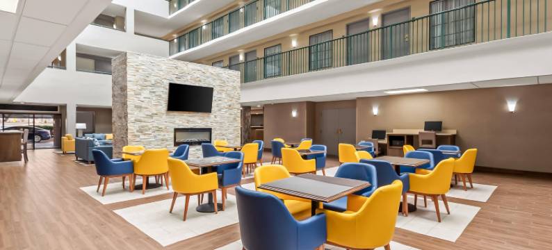 舒适套房酒店-近涅尔波托马克米尔斯(Comfort Suites Near Potomac Mills)图片