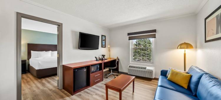福克斯伯勒-曼斯菲尔德舒适酒店(Comfort Inn Foxboro - Mansfield)图片