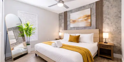 Stylish Stays 的 The Westshore