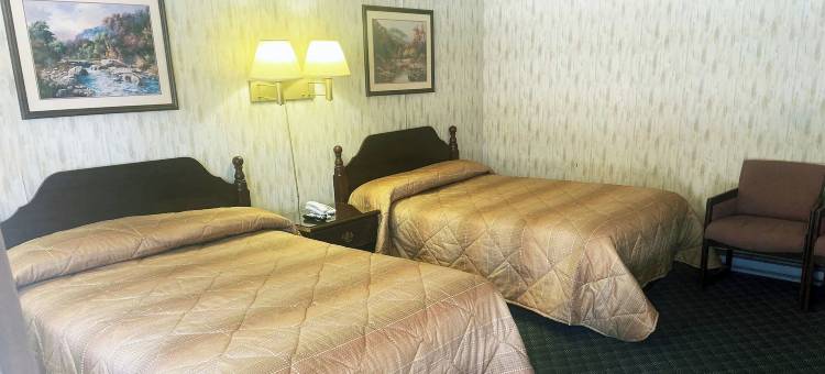 西斯托克布里奇欢乐谷汽车旅馆(Pleasant Valley Motel West Stockbridge)图片