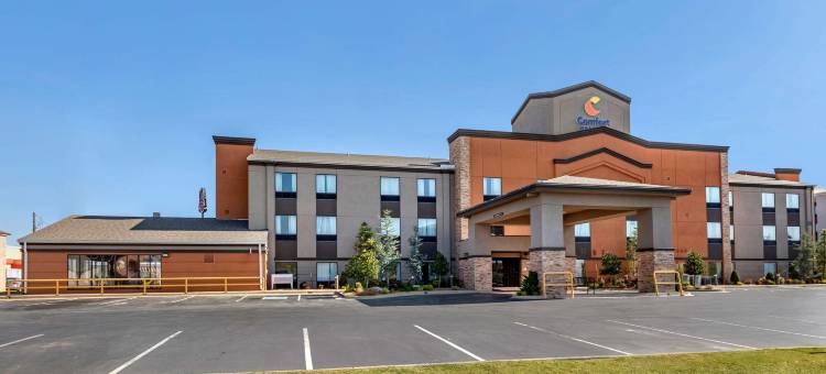 保罗斯瓦利西提莱克舒适套房酒店(Comfort Inn & Suites Pauls Valley - City Lake)图片