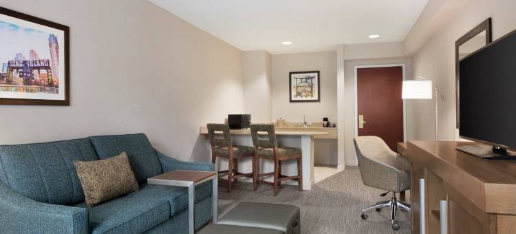 长岛布鲁克海文欢朋酒店(Hampton Inn Long Island-Brookhaven)图片