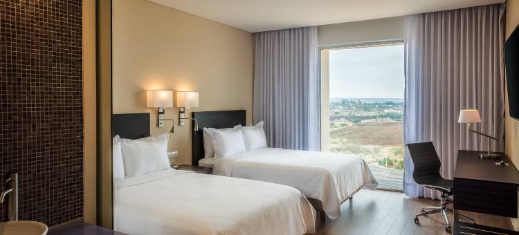 锡劳内陆港嘉年华酒店(Fiesta Inn Silao Puerto Interior)图片