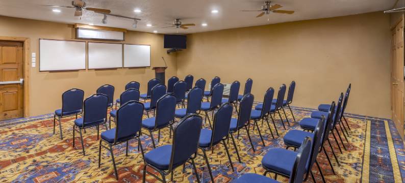 Holiday Inn 峡谷DE CHELLY(钦利)(Holiday Inn CANYON DE CHELLY (CHINLE) by IHG)图片