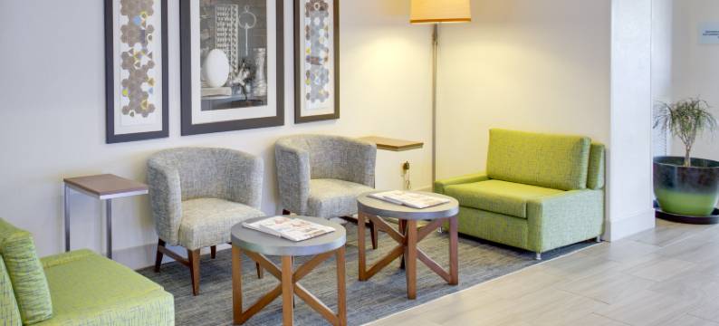 智选假日套房酒店奇克谢(Holiday Inn Express & Suites CHICKASHA by IHG)图片