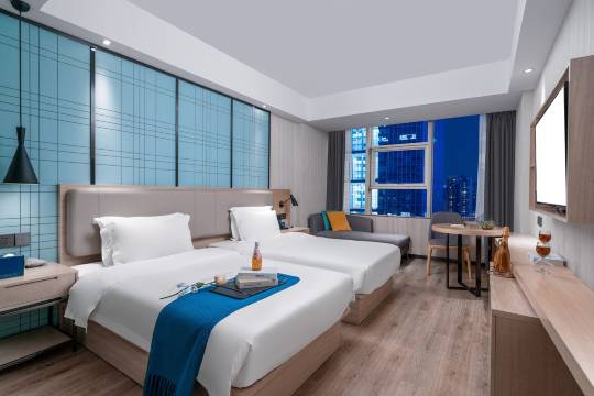 集智社Cen公寓(沿江东路分店)