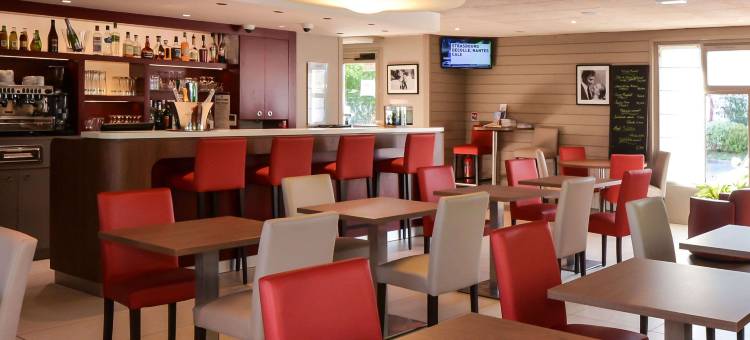 东兰斯提克艾克斯康铂酒店(Campanile Reims Ouest - Tinqueux)图片