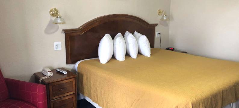 哈里森维尔骑士酒店(Knights Inn Harrisonville)图片