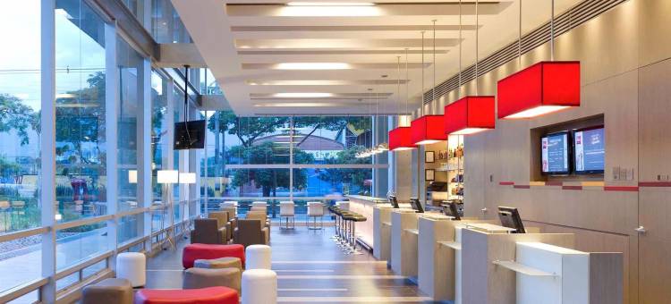 宜必思麦德林酒店(Ibis Medellin)图片