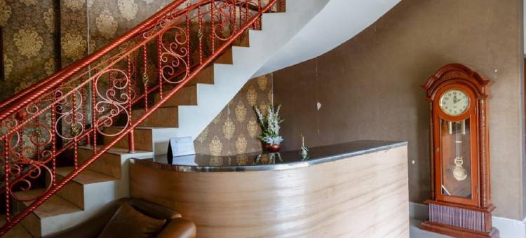 红门酒店Plus-斯里坎迪肯达里酒店(RedDoorz Plus Near Haluoleo University)图片