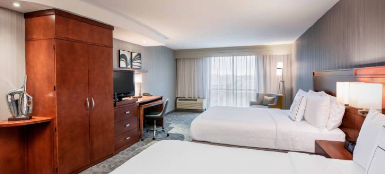 埃德蒙顿西区万怡酒店(Courtyard Edmonton West)图片