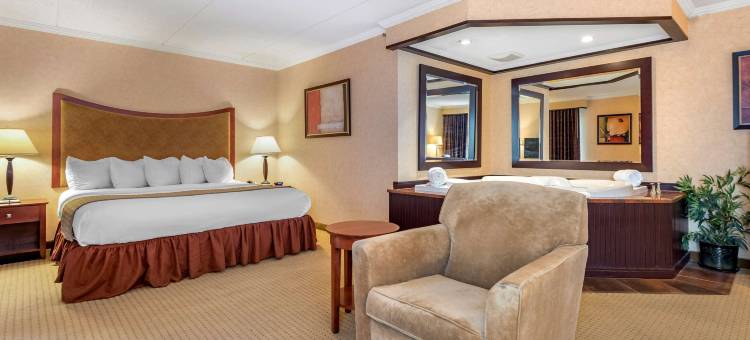 奥斯威戈船长贝斯特韦斯特优质酒店(Best Western Plus Oswego Hotel and Conference Center)图片