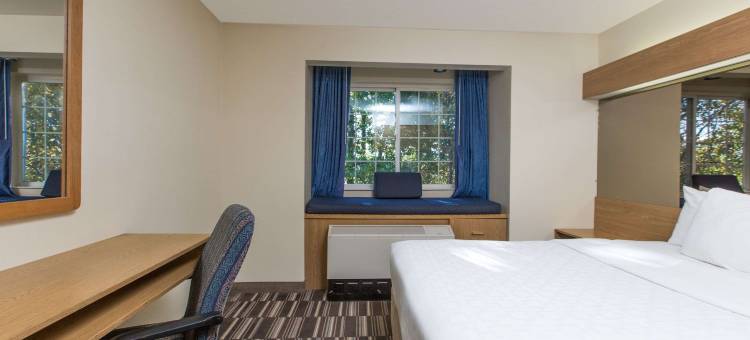安克雷奇机场美吟温德姆套房酒店(Baymont Inn & Suites by Wyndham Anchorage Airport)图片