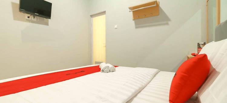 红多兹酒店@棉兰2号赫尔维蒂亚(RedDoorz @ Helvetia Medan 2)图片