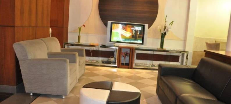 费拉广场酒店(Feira Plaza Hotel)图片