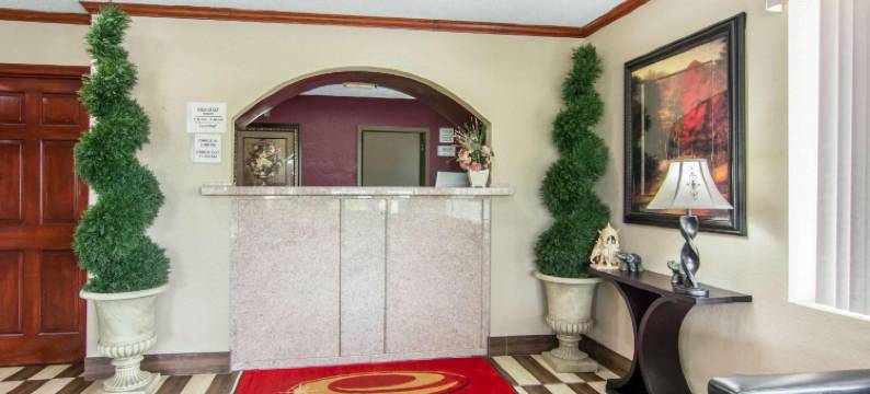 韦尔登罗阿诺克拉皮兹伊克诺旅馆(Econo Lodge Weldon - Roanoke Rapids)图片