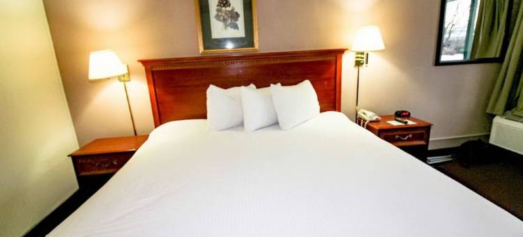 费尔布里奇哈德逊山谷酒店与会议中心(Newburgh Inn)图片