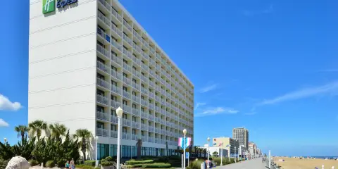 Holiday Inn Express & Suites VA沙灘海濱