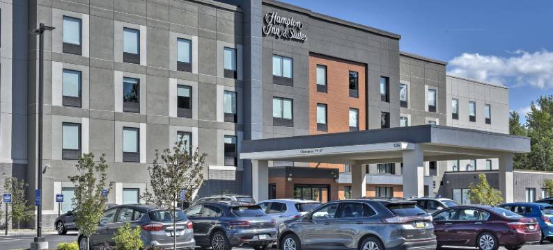 基恩希尔顿欢朋套房酒店(Hampton Inn & Suites by Hilton Keene)图片