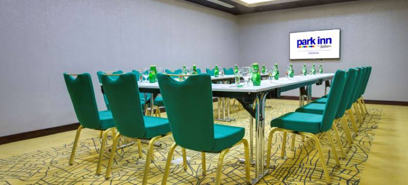 达曼丽柏酒店(Park Inn by Radisson Dammam)图片