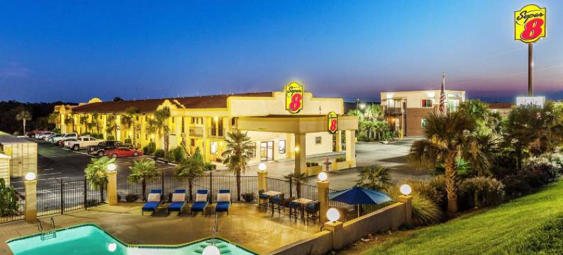 斯托克布里奇速8酒店(Super 8 by Wyndham Stockbridge)图片