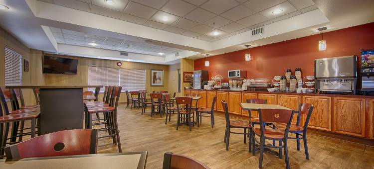 伍德兰德山贝斯特韦斯特优质套房酒店(Best Western Plus Woodland Hills Hotel  Suites)图片