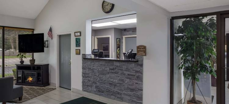 品质酒店托莱多西门(Quality Inn Toledo Westgate)图片