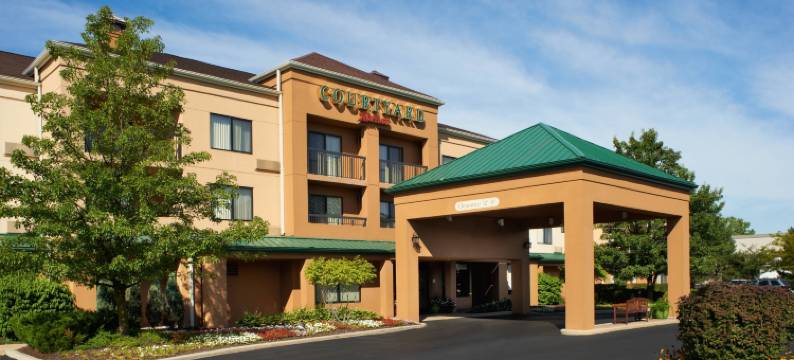 托莱多莫米-箭头万怡酒店(Courtyard Toledo Maumee/Arrowhead)图片