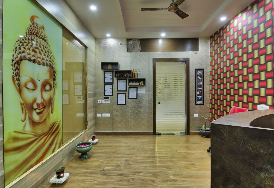 Milestone 251 Hotel Overview