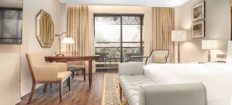 斯里纳格河滨雷迪森精选酒店和水疗中心(Radisson Collection Hotel & Spa, Riverfront Srinagar)图片