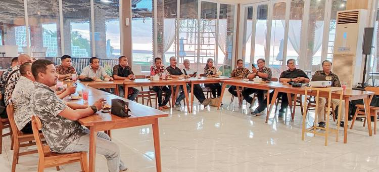 RedDoorz Plus @ Hotel Pantai Timor图片