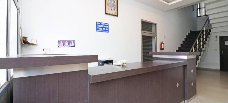 OYO 24199 奥约斯塔酒店(Hotel O Mid Town Ojus Tower)图片
