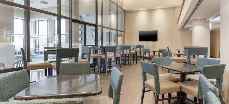 舒适酒店及套房(Comfort Inn & Suites)图片