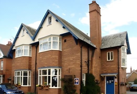 Midway Guest HouseHotel Overview