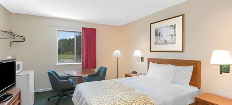 切里波因特伊克诺旅馆(Econo Lodge Cherry Point)图片