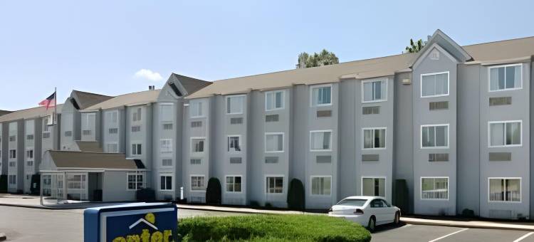 Microtel Inn & Suites by Wyndham Charleston WV图片