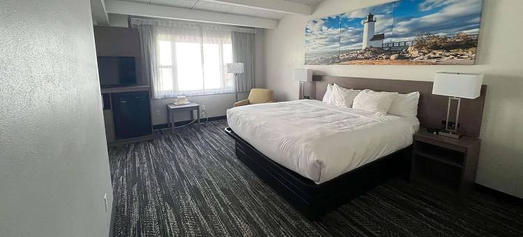 马尼托沃克戴斯酒店(Days Inn by Wyndham Manitowoc)图片