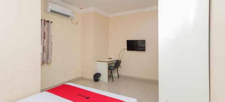 近卡雷特站红多兹伊斯兰酒店(RedDoorz Syariah Near Stasiun Karet)图片