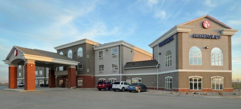 韦本温德姆华美达酒店(Ramada by Wyndham Weyburn)图片