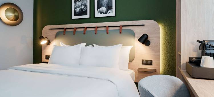 巴黎西部 - 勒瓦卢瓦佩雷康铂酒店(Campanile Paris Ouest - Pte de Champerret Levallois)图片