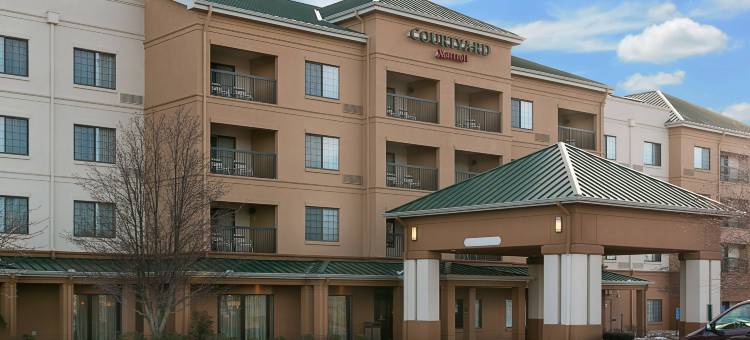 堪萨斯城东蓝泉城万怡酒店(Courtyard Kansas City East/Blue Springs)图片