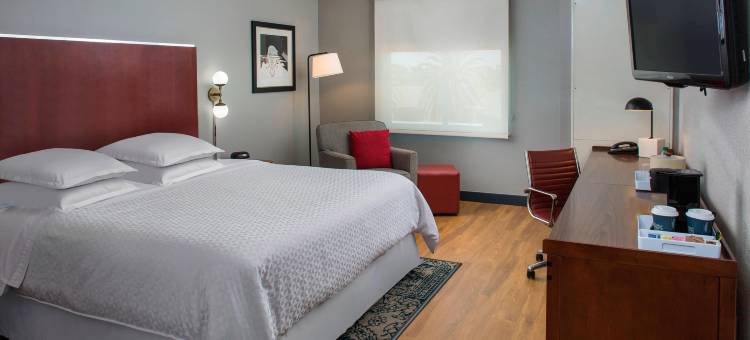 休斯顿霍比机场福朋喜来登酒店(Four Points by Sheraton Houston Hobby Airport)图片