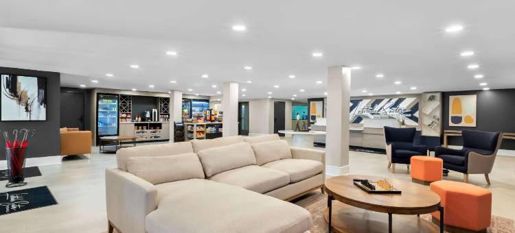 Latitude Suites Tinton Falls Eatontown/BW Premier Collection图片