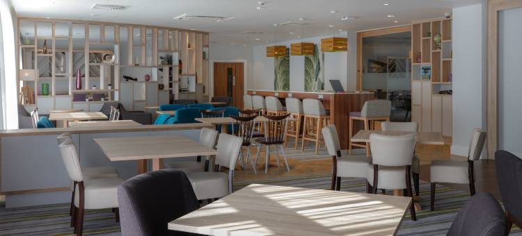 埃克塞特机场希尔顿欢朋酒店(Hampton by Hilton Exeter Airport)图片