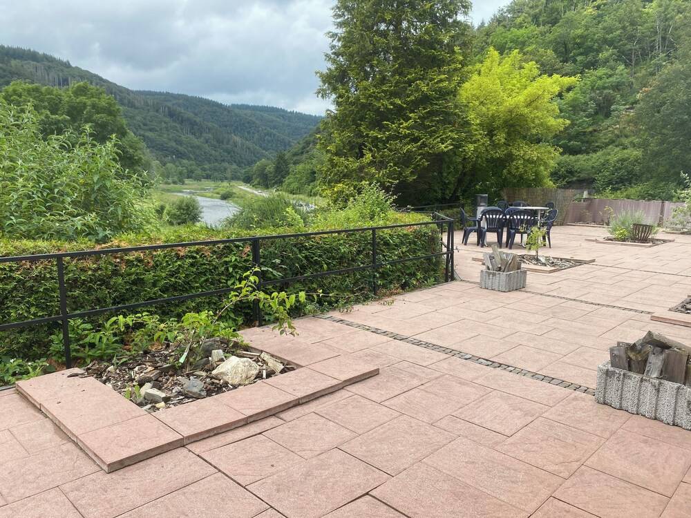 Vacation apartment "Pingo" Address: Bundesstraße 1, 53506 Ahrbrück!